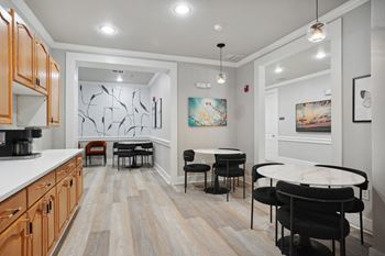 Morning / afternoon coffee service and lounge